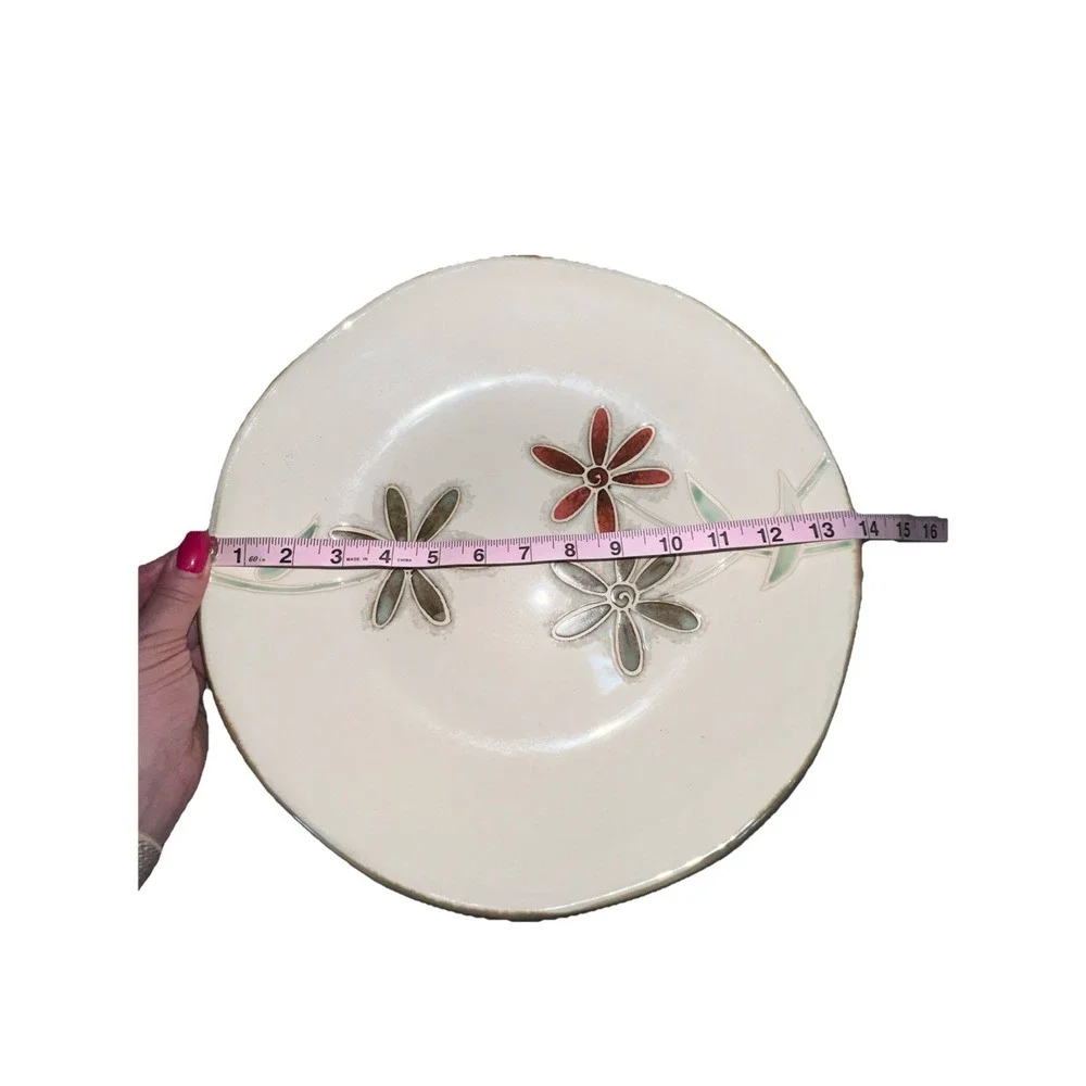 Vintage Pier 1 Petals Stoneware Pasta Serving Bowl Rare Discontinued Beige 13.5
